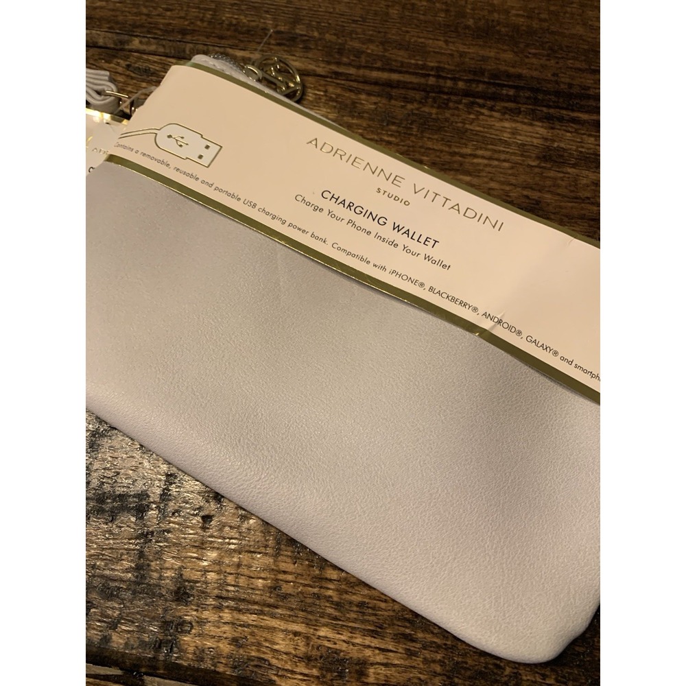 New Adrienne Vittadini Apple Others Phone Charging Wallet Wristlet Gray - Picture 2 of 11